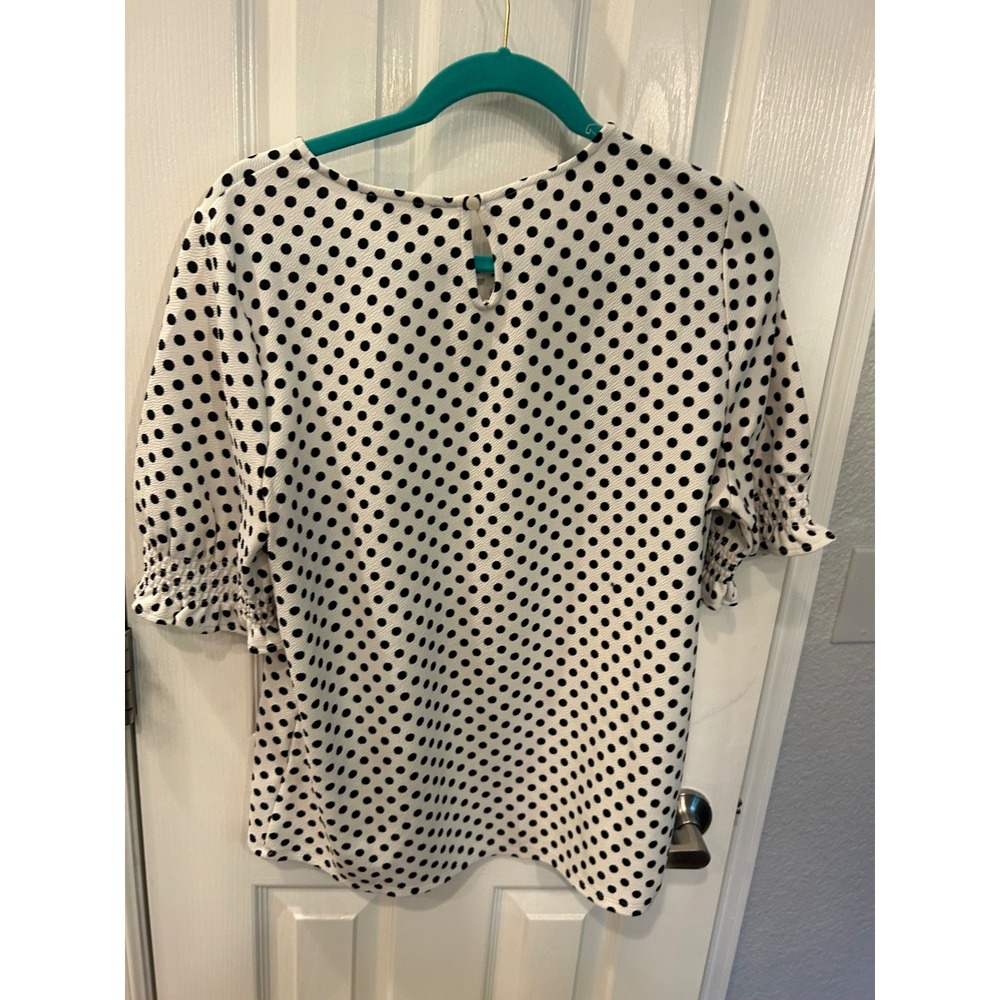 Adrianna Papell Blouse White‎ Black Polka Dot Smocked Cuff Ruffle Top - Picture 4 of 7